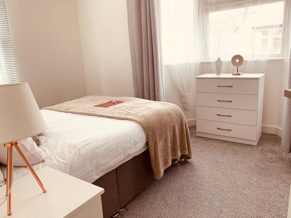 Elthorne Luxury Apartments - Uxbridge Dış mekan fotoğraf