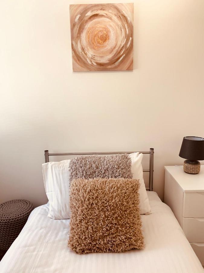 Elthorne Luxury Apartments - Uxbridge Dış mekan fotoğraf