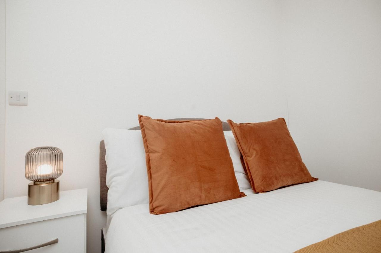 Elthorne Luxury Apartments - Uxbridge Dış mekan fotoğraf