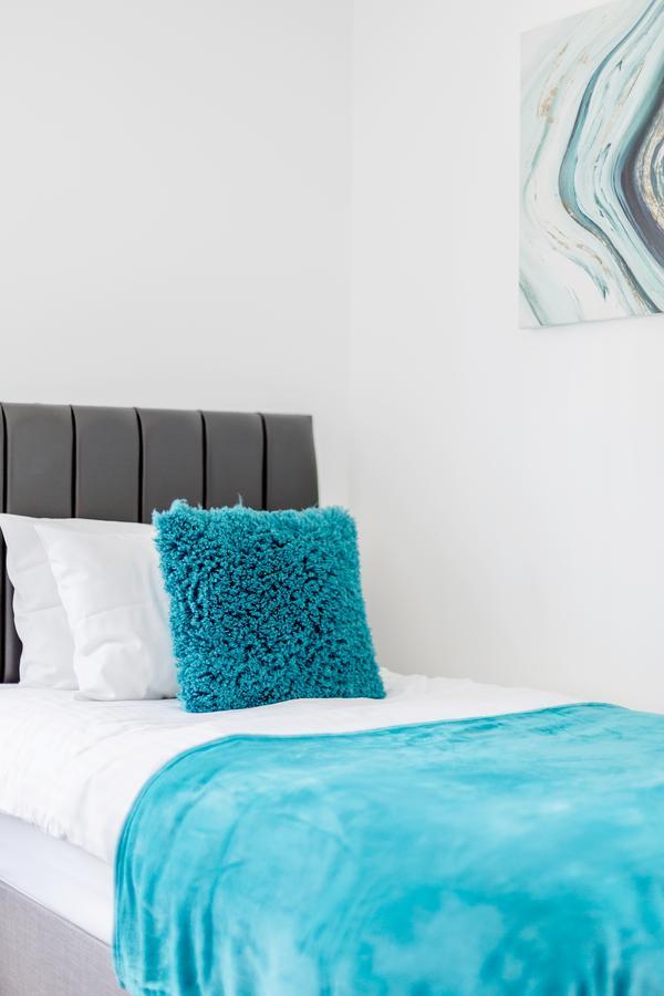 Elthorne Luxury Apartments - Uxbridge Dış mekan fotoğraf